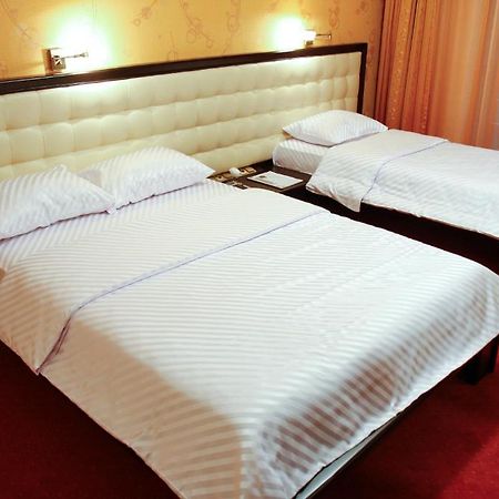 Hotel Anna Junior Târgu Jiu Room photo