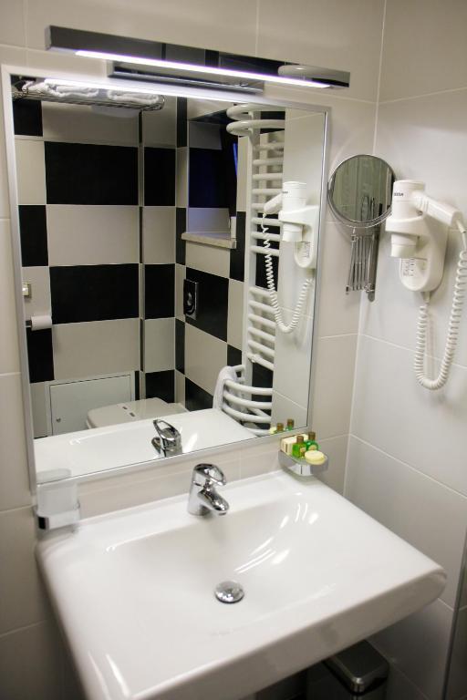 Hotel Anna Junior Târgu Jiu Room photo