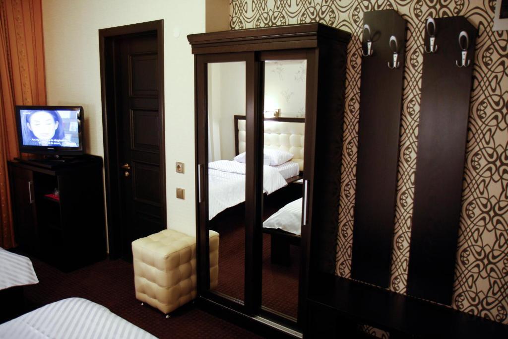 Hotel Anna Junior Târgu Jiu Room photo