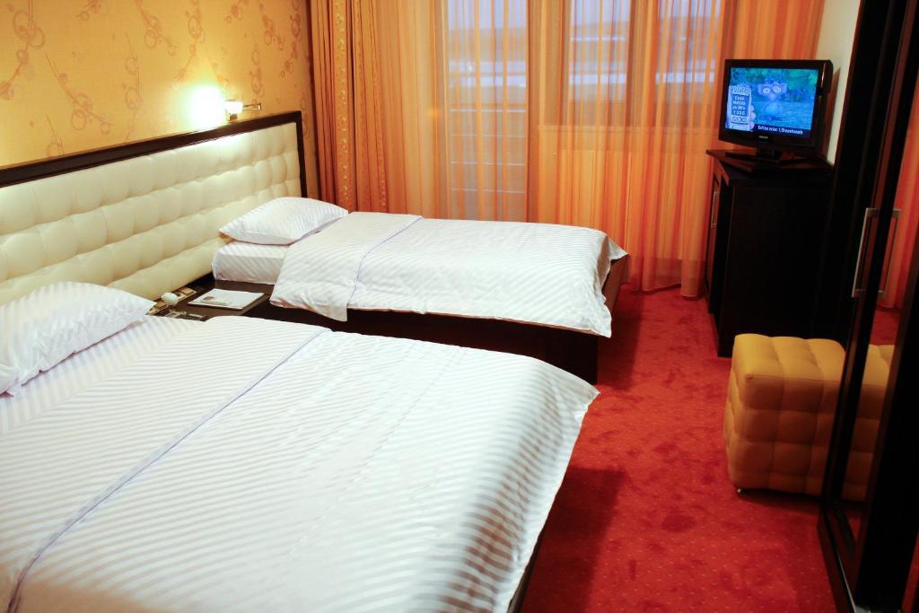 Hotel Anna Junior Târgu Jiu Room photo
